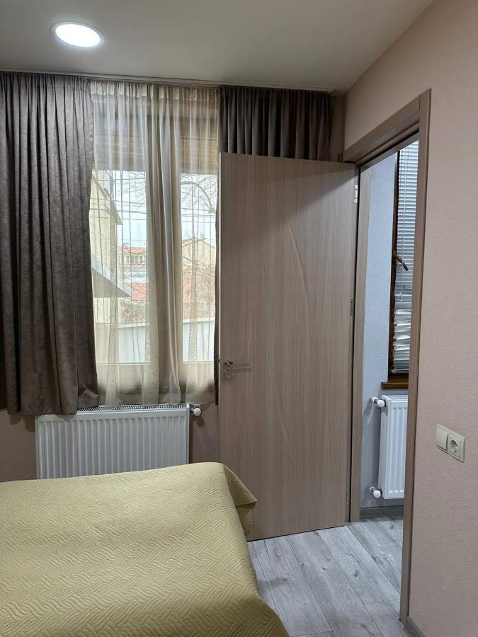 Family Apartament Apartment Tbilisi Exterior photo